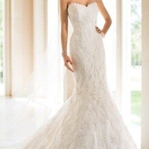 Stella York trumpet silhouette Wedding